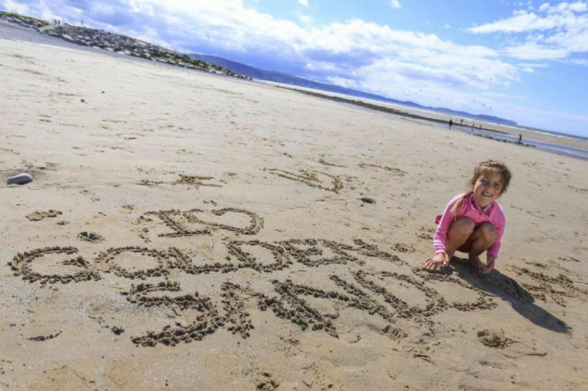 Caravan Hire Golden Sands Sea Front Kinmel Bay ภายนอก รูปภาพ