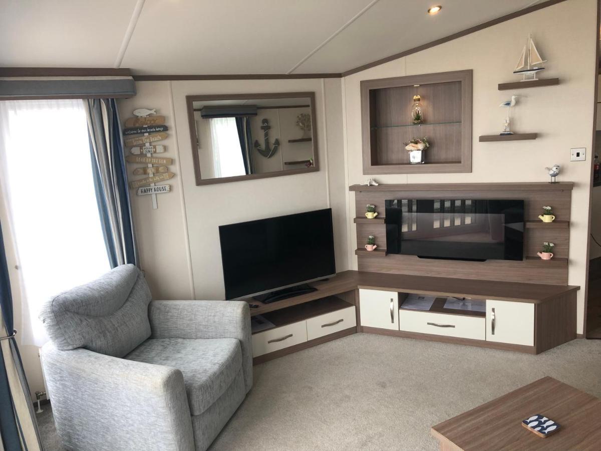 Caravan Hire Golden Sands Sea Front Kinmel Bay ภายนอก รูปภาพ